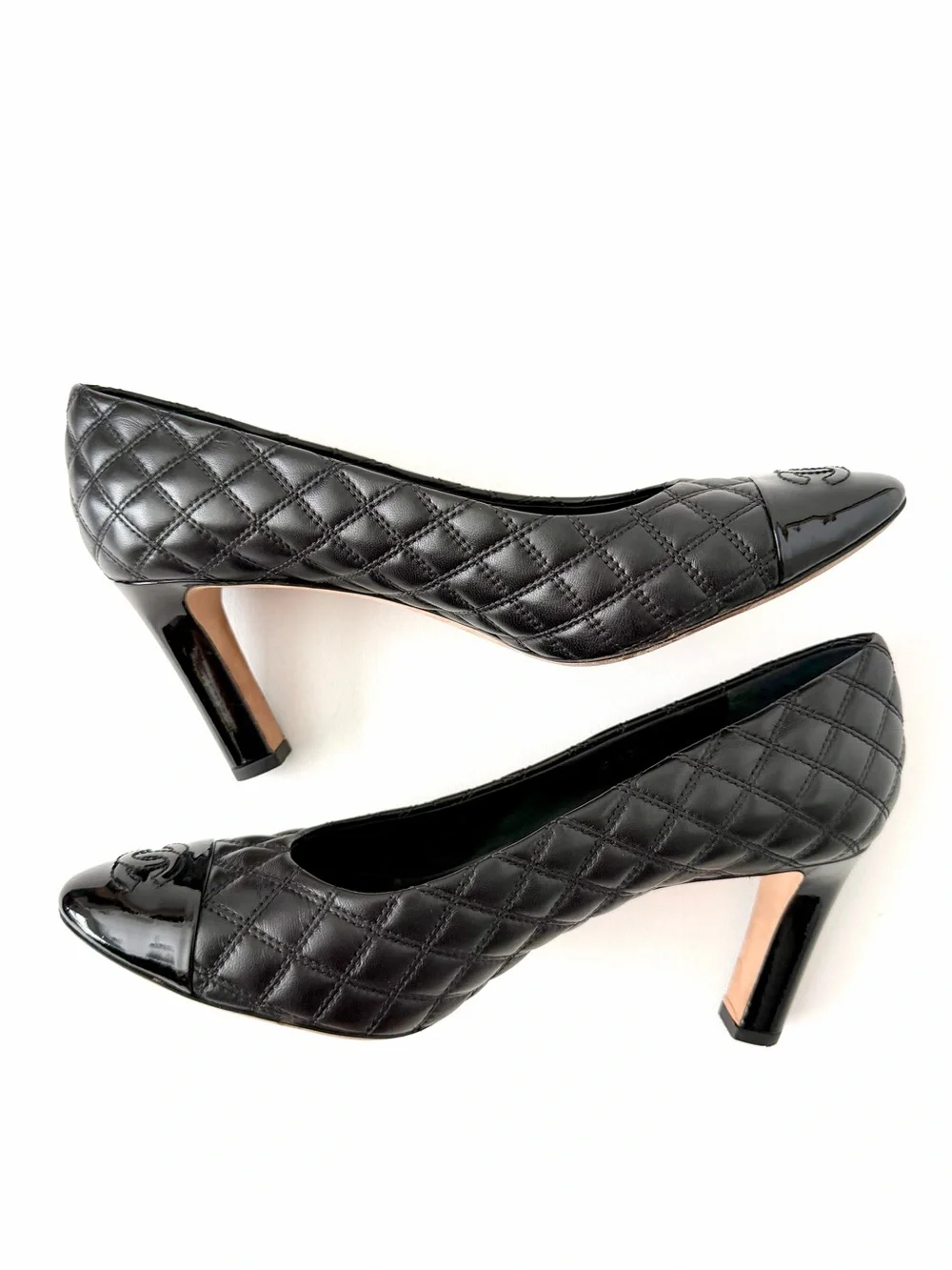 CHANEL great preowned